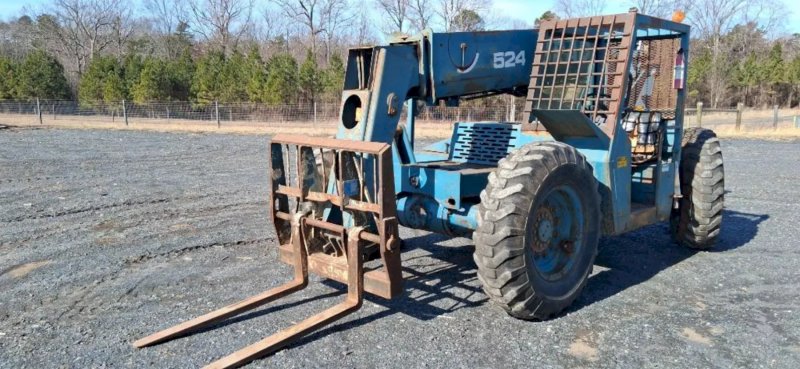 6,000 LB X 24' GRADALL MODEL #524 OFF ROAD TELEHANDLER, WITH SOLID RUBBER TIRES: YOBRO #25163