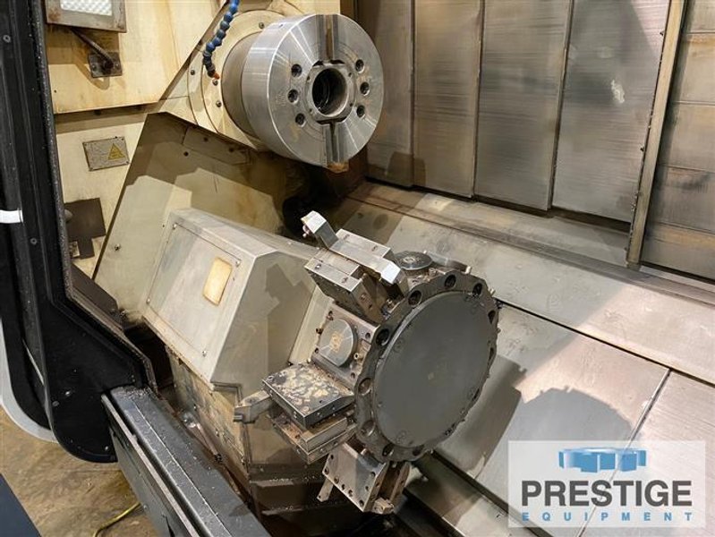 Lathes CNC Three Axis Or More