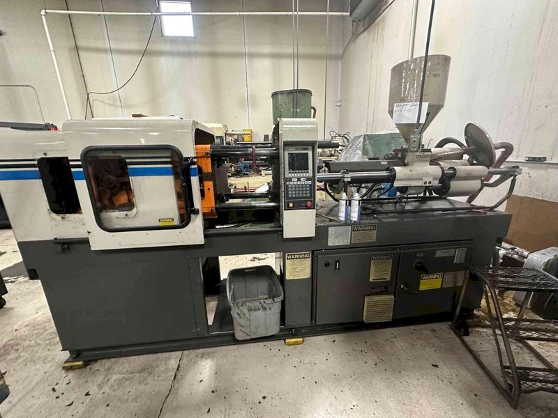 165 Ton, 13oz Cincinnati VSX 55 – 4.44 OZ Injection Moulding Machine, 17.9″ X 16.73″