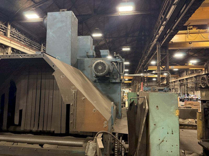 80" WIDE X 36" TALL X (4) 25HP WHEELBRATOR CONVEYOR TYPE SHOT BLASTING MACHINE. STOCK # 1086926