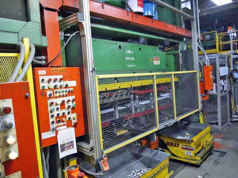 200 TON PACIFIC HYDRAULIC PRESS. STOCK # 1402820