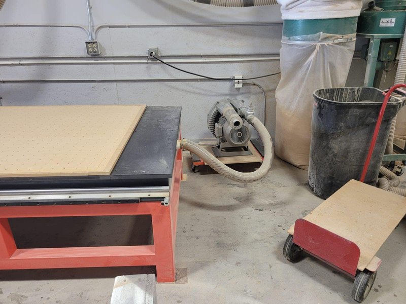 4’x8′ Industrial Artisan CNC Router, 2022 – Vacuum Table, Tool Bits