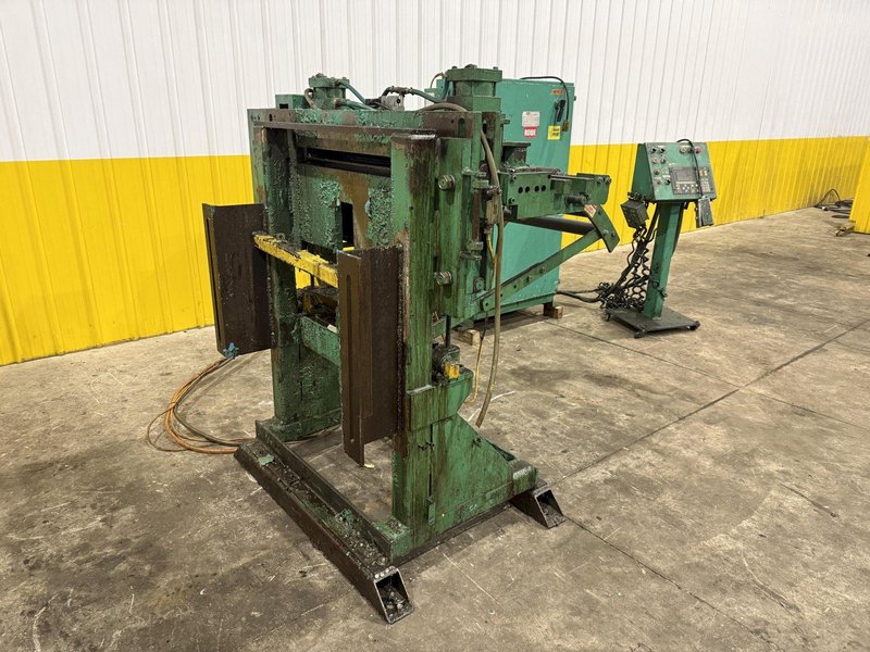 10,000 LBS X 24" X .105" ROWE ENTRY SERVO FEED LINE, COIL CAR, REEL, STRAIGHTENER, INDRAMAT SERVO FEED: YOBRO #24518