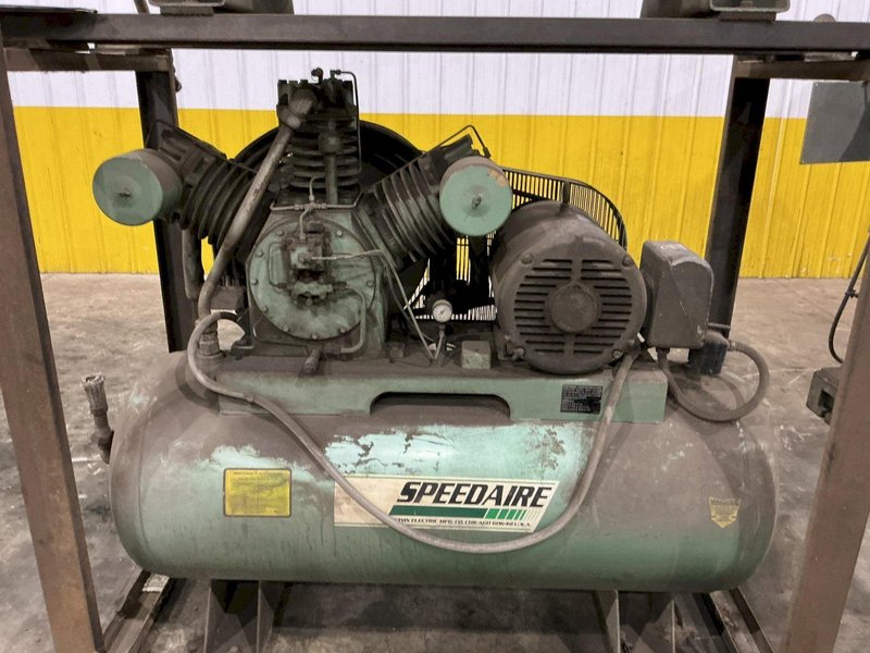 15 HP SPEEDAIRE MODEL #19-000069-0 DUPLEX AIR COMPRESSOR : YOBRO 26354