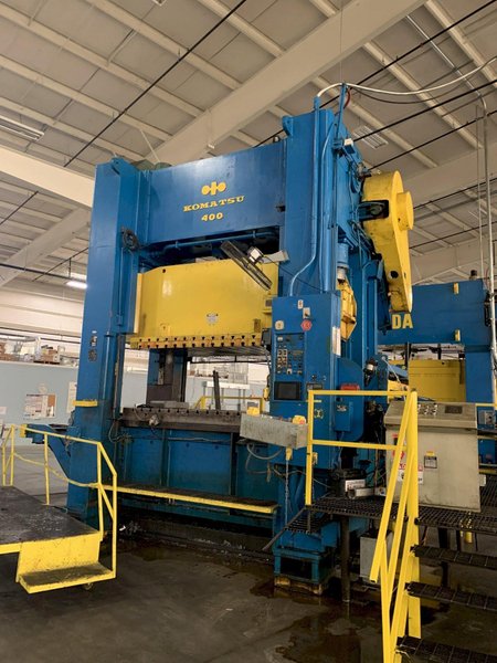 300 ton Komatsu E2P-300 Used Straight Side Mechanical Metal Stamping Press For Sale