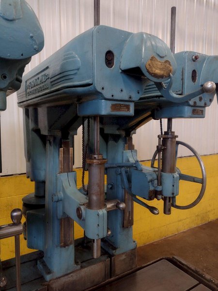 4 HEAD FOSDICK MULTI SPINDLE HEAVY DUTY GANG DRILL: STOCK #18005