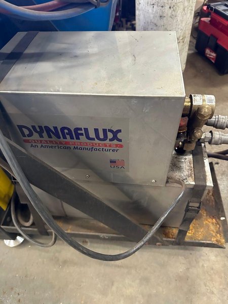 Universal Robots UR10e 6-Axis Robotic MIG Welding Cell w/ Vectis Cobot Welding Package &amp; Miller Invision 352 MPa, 2022