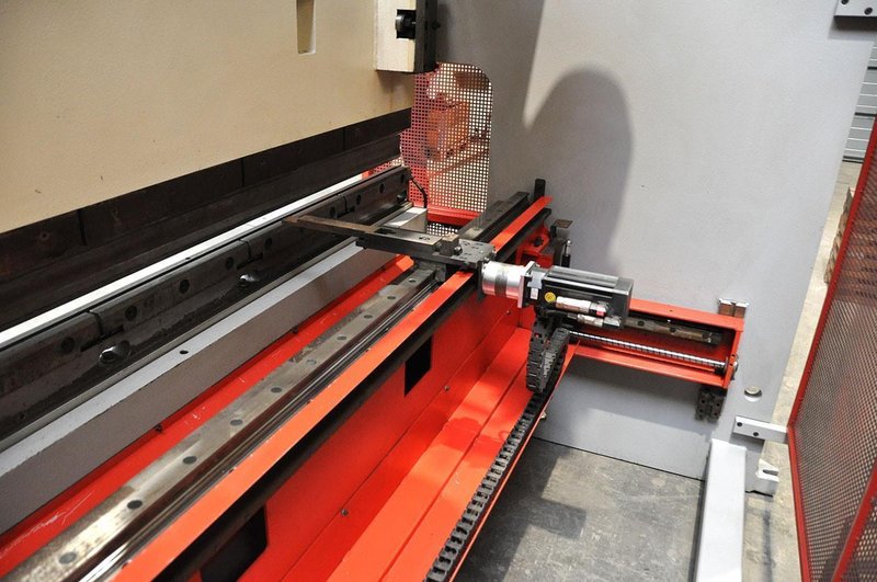 Beyeler Bystronic - PR6 200 ton x 4100 mm CNC
