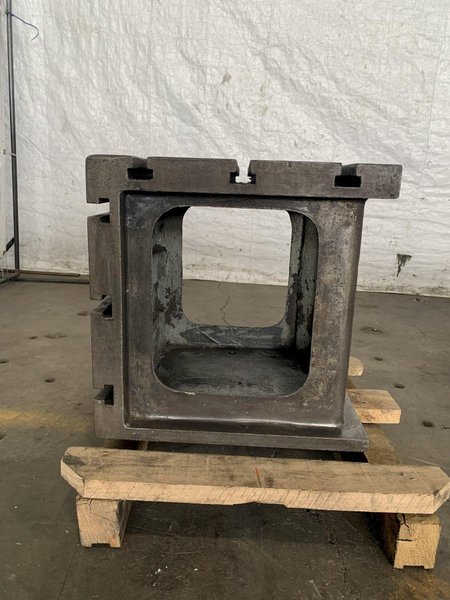 18" W X 18" D X 18" H CARLTON T-SLOTTED DRILL BOX TABLE. STOCK #0680224