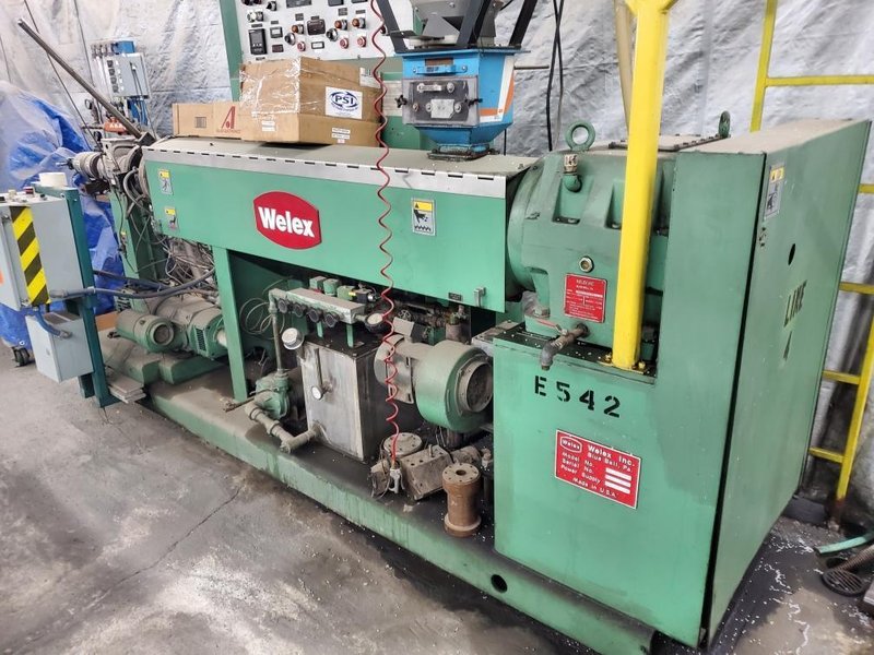 Welex 2.5 24:1 RHNV Extruder, 1992 – 2.5″ Screw, Air-Cooled Barrel