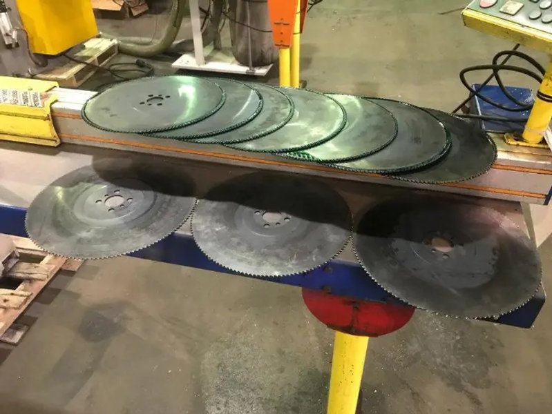 USED KMT C 360 SA SEMI-AUTOMATIC VERTICAL COLUMN COLD SAW WITH 6' TIGER STOP, Year 2006