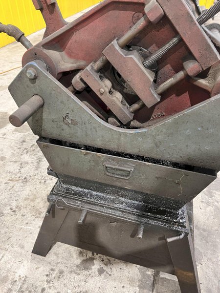 4" TOLEDO BEAVER MODEL #1-2-4 PIPE &amp; TUBE THREADER: STOCK 21684