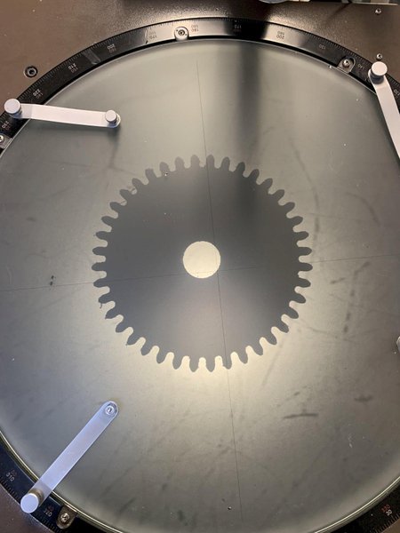 20” MITUTOYO Model PV500 Vertical Beam Floor Model Optical Comparator