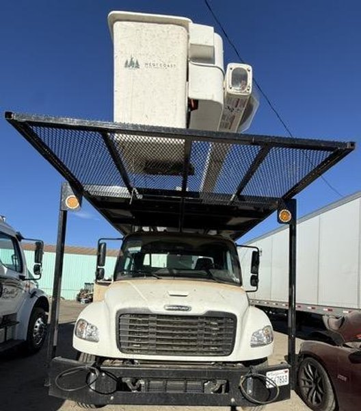 Freightliner M2 106 4×4 Forestry Bucket Truck, 2023 – Terex Hi-Ranger XT Pro 60/70 – 75′ Working Height – Cummins 6.7L