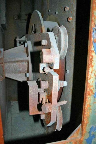 24" GMS MODEL 16/24 DRAWING TYPE DEAD BLOCK: STOCK #18577