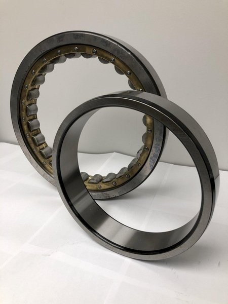 NSK RC-25 MODEL NU1052 COMPLETE CYNDRICAL BEARING: STOCK #14297
