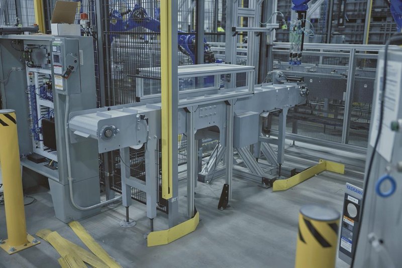 Yaskawa Motoman GP25-12 Robots (6) – YRC1000 Controllers, Mech-Mind 3D Vision, Bin Picking, Integrated Safety Cells, 2022