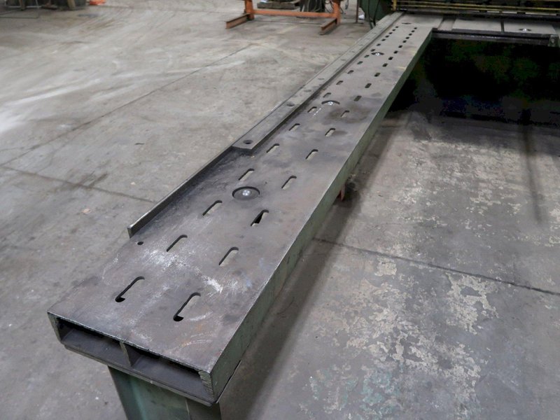 12' X 3/8" LODGE &amp; SHIPLEY MODEL 0612 MECHANICAL POWER SQUARING SHEAR: STOCK 11410