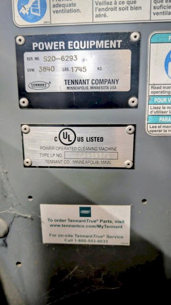 50" MODEL S20 TENNANT FLOOR SWEEPER STOCK# 4132