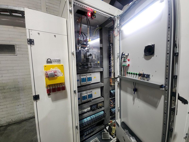 Gnutti Transfer &amp; Eurofimet Tunnel Wash Machine