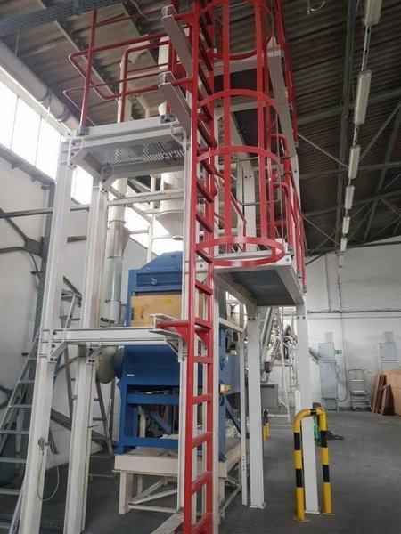 NEUE HERBOLD PLASTICS PROCESSING LINE / HEAVY DUTY PLASTICS SHREDDER