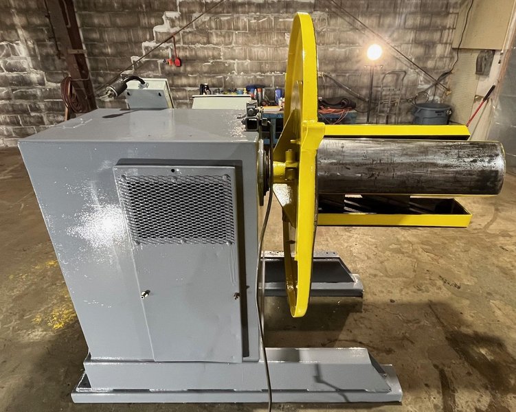 6,000 X 33" MOTORIZED AMERICAN STEEL LINE UNCOILER STOCK# 3872