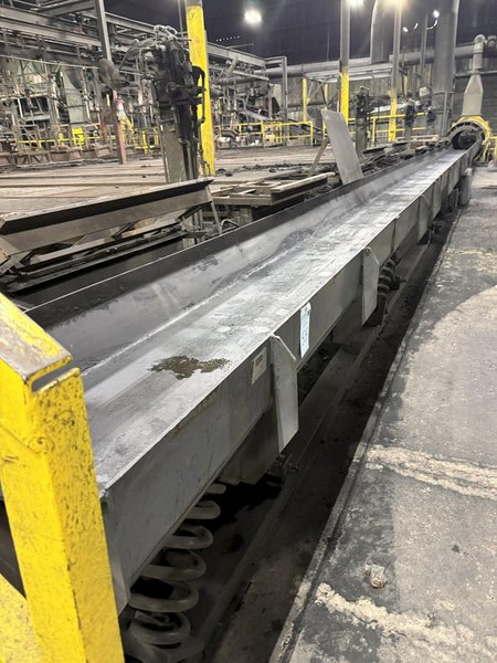 42/32" x approx. 75' Carrier mold dump oscillating conveyor with drive
