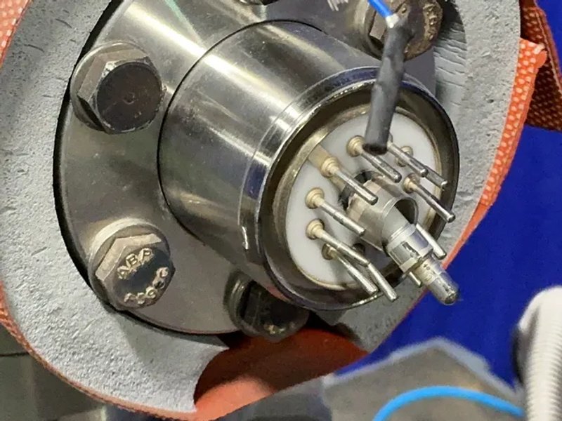 Vacuum Component W/ Turbomolecular Pump