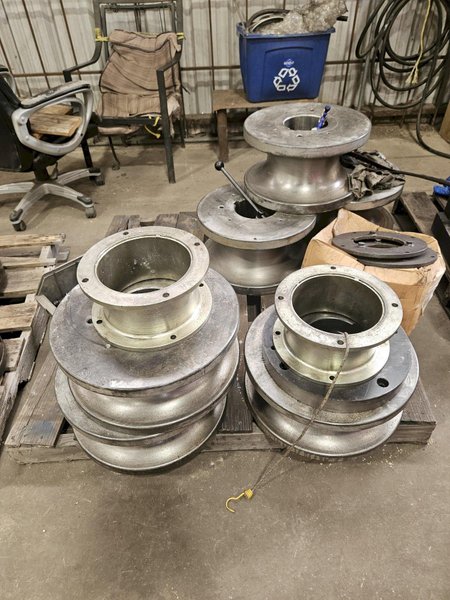 5/8" x 6" x 6" Akyapak Angle Bending Roll Model APK180