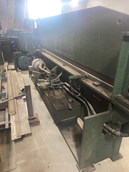 25 Ton X 10’ Chicago Dries &amp; Krump SBA -104 Press Brake