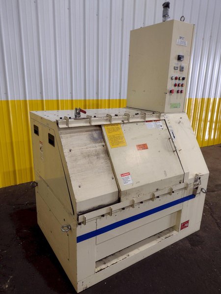 SINTOBRATOR MODEL #EC-2-P-008 CAROUSEL TYPE TUMBLING FINISHER: STOCK #18784