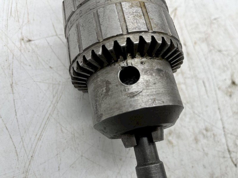 1/16" TO 3/4" LFA HEAVY DUTY CHUCK MODEL 85-9A 4JT, TAPER &amp; DRILL BIT: STOCK #16021