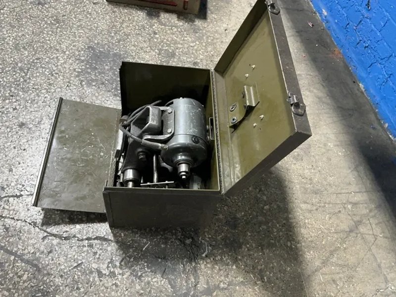 Dumore Tool Post Grinder  - 5-021