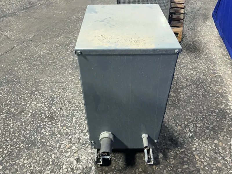 Square D  25 Kva Transformer - 25s3h