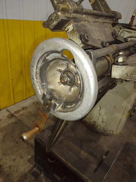 3,000 LBS C.W.P. MODEL #2.5 RD DUAL COIL REEL UNCOILER: YOBRO #25066