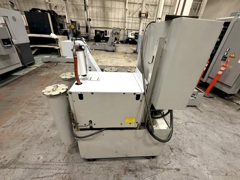 Mori Seiki NHX4000 400mm CNC HMC, 2012 – ChipBlaster Coolant Filtration System, Chip Conveyor, Tooling