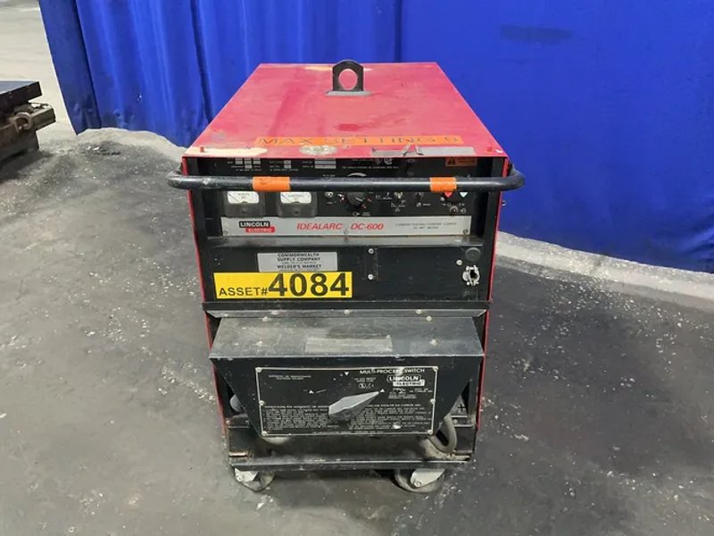 Lincoln Electric 600 Amps Welder - Idealarc Dc-600
