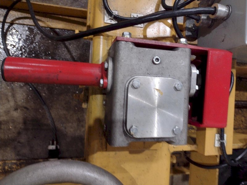 4,000 LBS X 16"-60" X 120" CALDWELL MODEL #60BMS-2-60 BATTERY POWERED REMOTE CONTROL SHEET LIFTER: YOBRO #24914