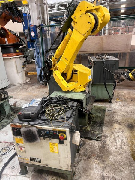 FANUC M710-ic50/R-30ib INDUSTRIAL ROBOTIC ARMS USED