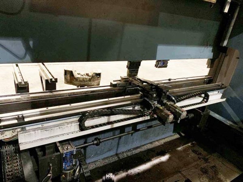 10' x 190 Ton Durma CNC 6 Axis Hydraulic Press Brake