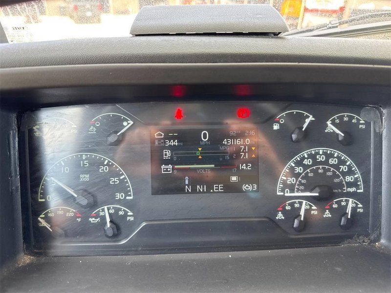 2022 Volvo VNL64T 760 4V4NC9EH9NN602667