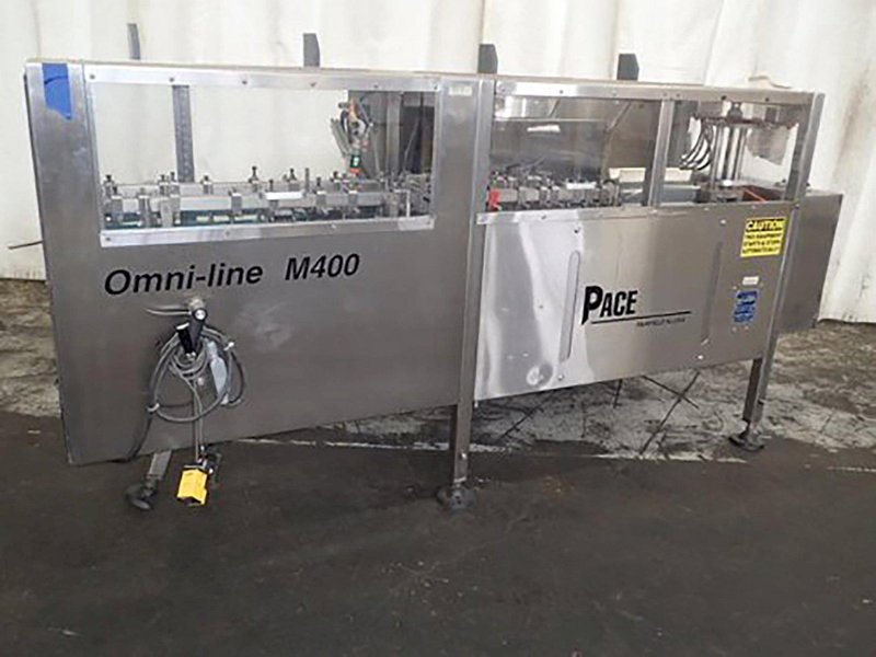 Pace Packaging Omni-Line M400LH S/S Descrambler with S/S Pace Packaging Elevator Conveyor