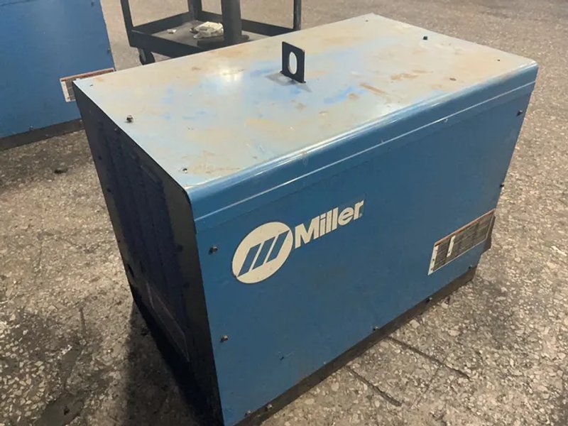 Miller 450 Amp Welder - Dimension Nt 450