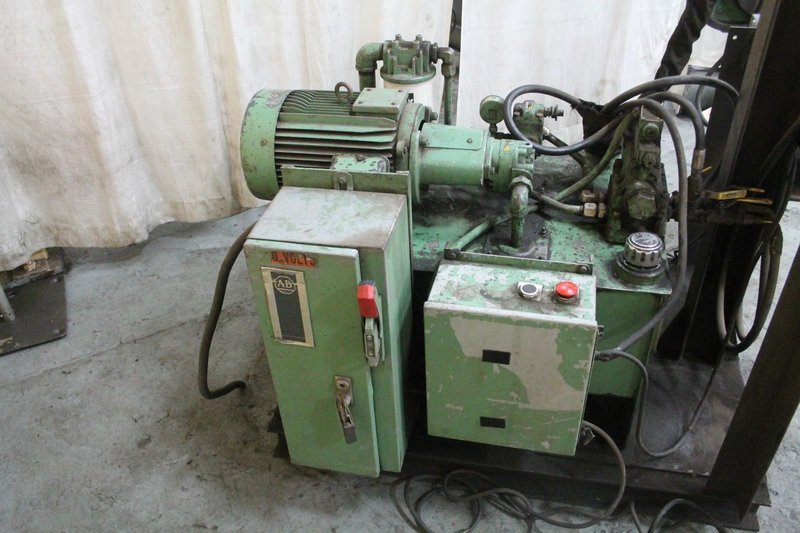 60 TON PEDDINGHAUS HYDRAULIC WEBB &amp; FLANGE PUNCH: STOCK: 66282