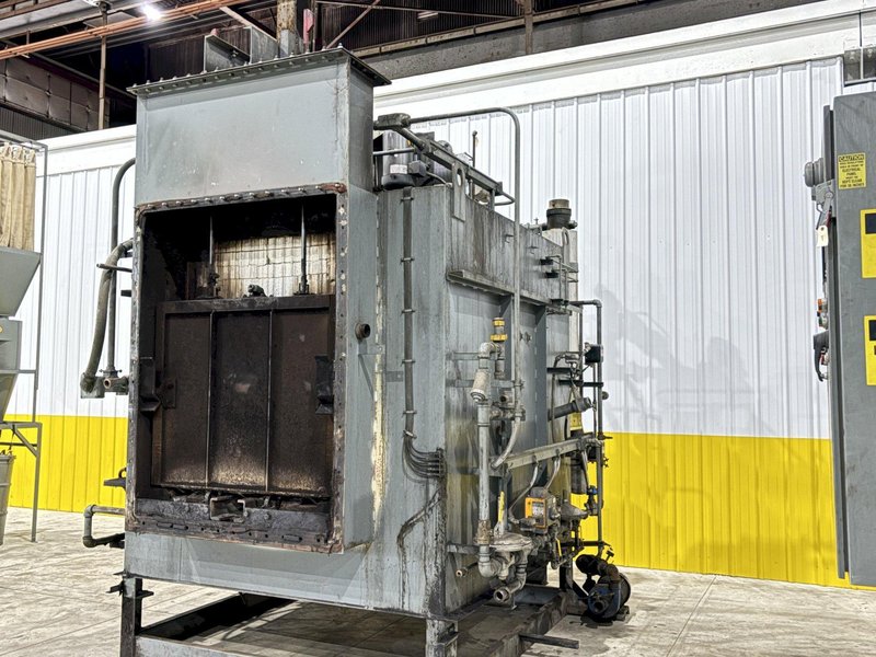 1950 DEGREE SURFACE COMBUSTION ALLCASE 3-30-48-30 GAS FIRED FURNACE: STOCK #20710