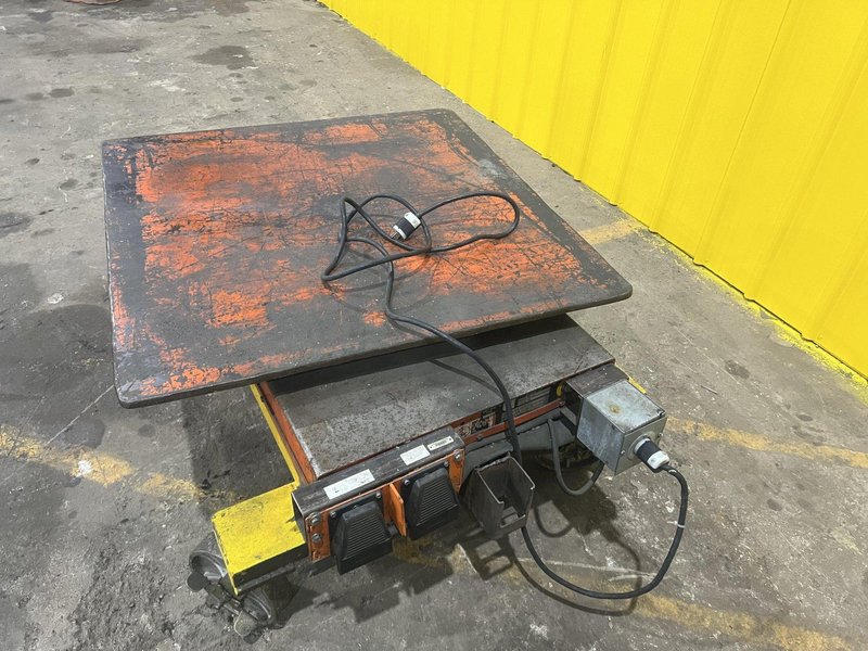 3,000 LB PRESTO MODEL XL36-30 HYDRAULIC POWER SCISSOR LIFT TABLE 110V: STOCK #20211