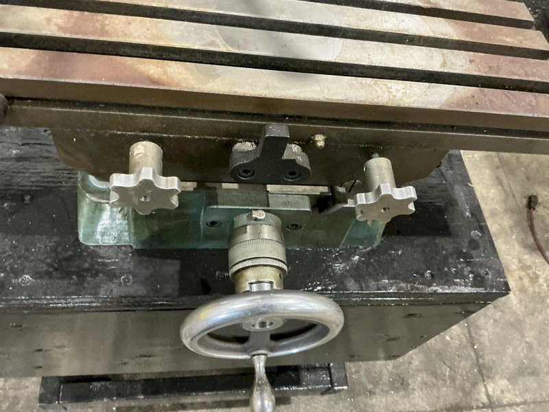 ENCO TABLE TOP SINGLE SPINDLE DRILL WITH TABLE VISE: YOBRO #26219