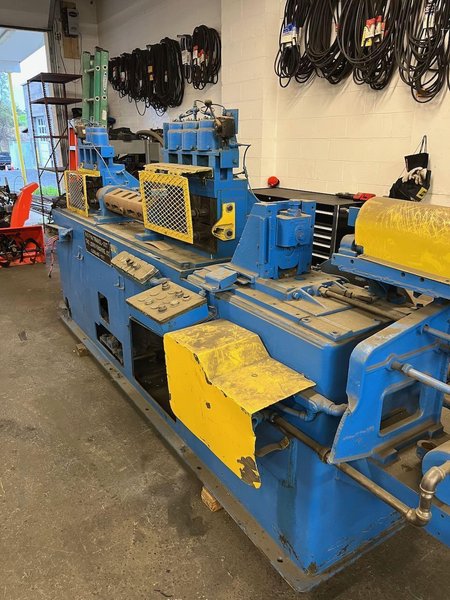 1/2" Lewis Model 9FHA High Speed Flying Shear Wire Straightener &amp; Cutoff