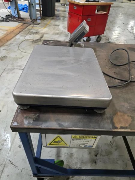 METTLER TOLEDO PANTHER W/ SCALE USED