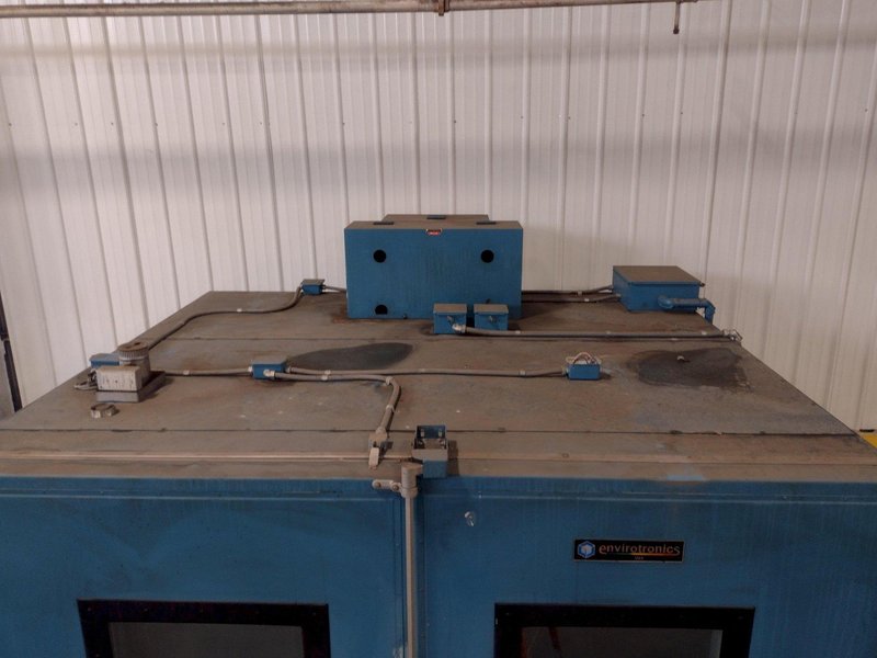 -60 TO 177 DEGREE X 96" X 54" X 48" ENVIROTRONICS TESTING CHAMBER WITH HUMIDITY CONTROL: STOCK #17109